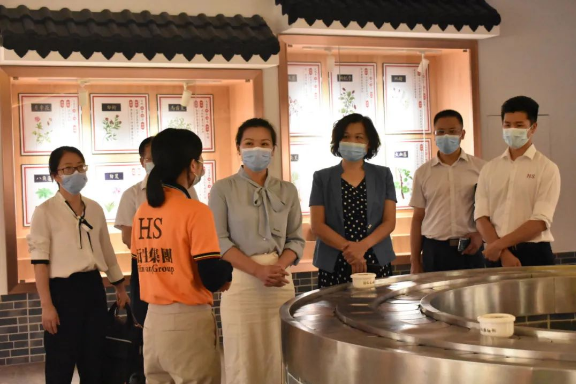 衍生動態(tài)丨廣東省總工會對外交流中心一行蒞臨衍生健康醫(yī)藥產(chǎn)業(yè)園參觀調(diào)研
